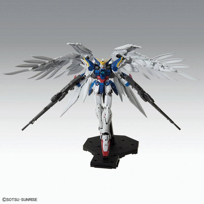 1/100 Wing Gundam Zero Custom (New Mobile Report Gundam W Endless Waltz)