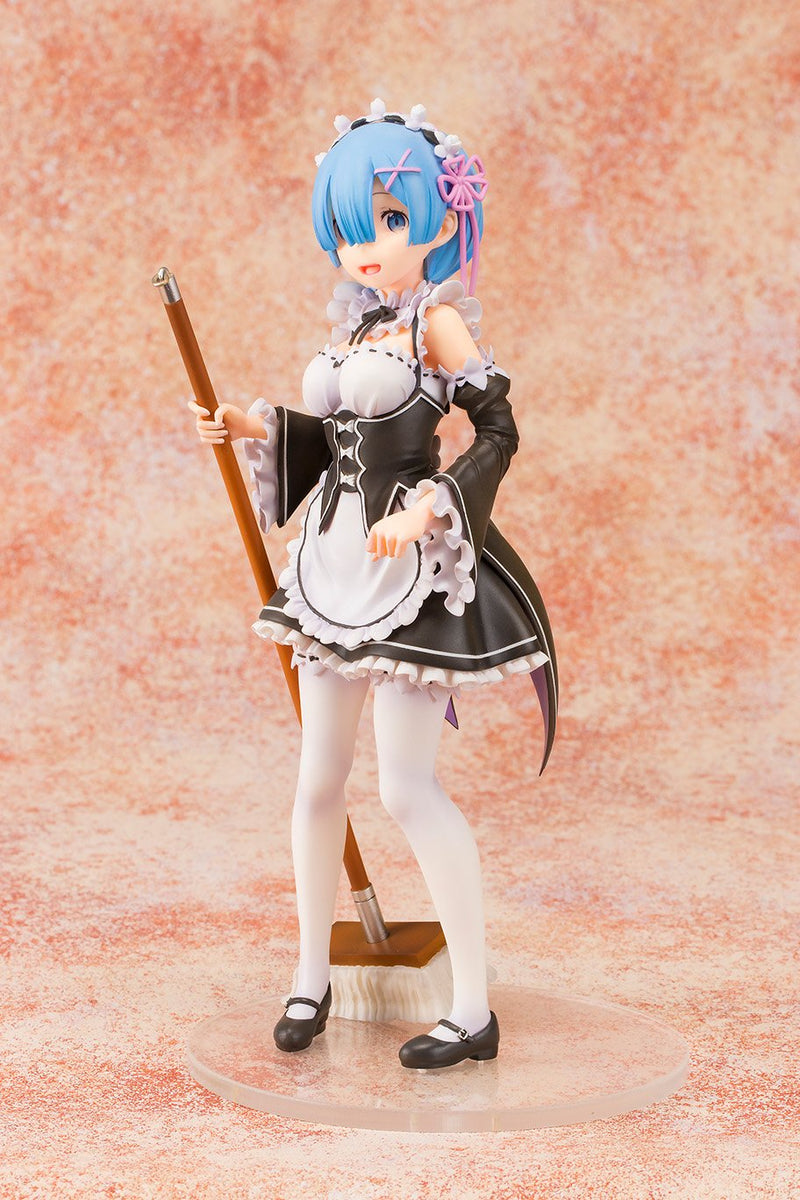 Re: Life in a Different World from Zero Rem 1/7 scale PVC painted finished figure