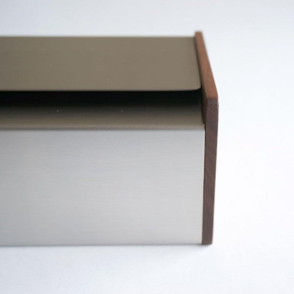 YAMASAKI DESIGN WORKS | Tissue box/walnut