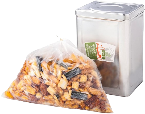 Assortment of rice crackers Contains a whopping 2.5kg! Great as a gift too